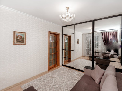 Сдается 2-комнатная квартира рядом с Парком Афган!