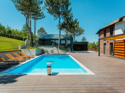 Casă de lux cu piscină la 5 km de Chișinău, Cojușna.