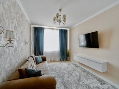 Apartament cu 3 camere+living, ExFactor Butoiaș, vizavi de parcul La Izvor!