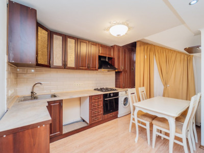 Apartament spațios cu 2 camere și living – Grătiești, str. Sfânta Treime