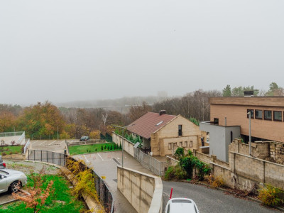 Продаётся квартира с 2 комнатами и гостиной, Центр, ул. Николае Тестемицану.