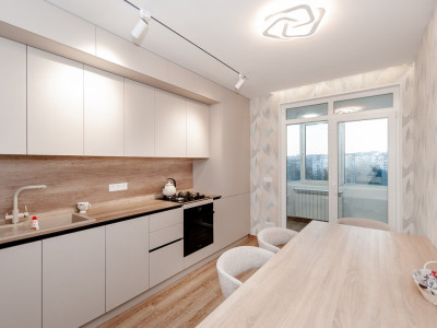 Apartament cu 1 cameră și living de vanzare, ExFactor, Vasile Lupu. 