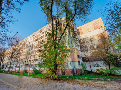 Apartament cu 2 camere de vanzare, Botanica, lângă McDonalds.