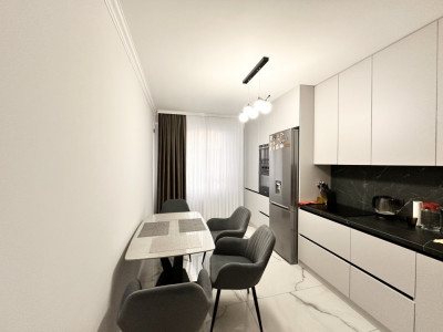 Vânzare apartament cu 2 camere + living, 65 mp, Durlești!