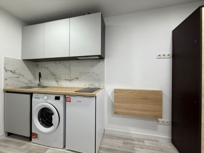 Garsonieră modernă de vanzare la Botanica lângă parc!