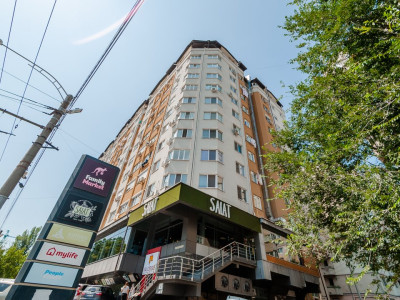 Chirie apartament cu 1 cameră și living de 43 mp, Botanica. 