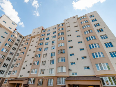Apartament de vanzare cu 3 camere în or. Durlești, str. Nicolae Testemițanu. 