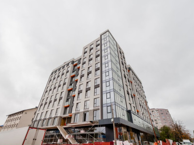 Apartament de vanzare cu 2 camere + living, Burebista, Carpeni.