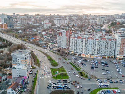 Просторная квартира: 2 комнаты + гостиная, Центр, ул. Лев Толстой