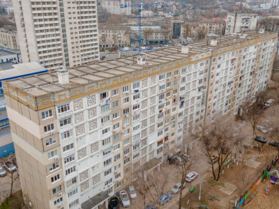 2-комнатная квартира в центре, ул. Константин Негруцци, серия MC.