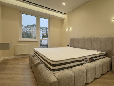 Двухсторонняя квартира с 2 комнатами и гостиной + террасой, Буюканы, Алба-Юлия