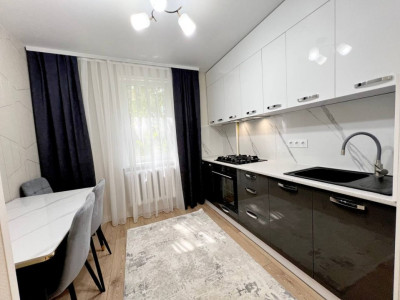 Квартира на продажу – Чеканы, ул. Михаил Садовяну