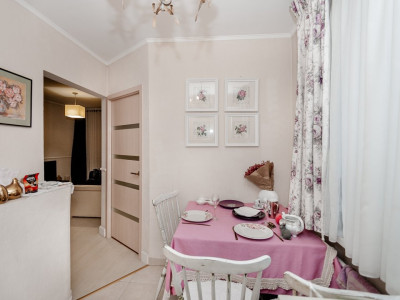 Apartament cu 2 camere, sect. Râșcani, Miron Costin.