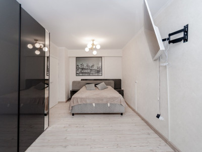 Продажа 2-комнатной квартиры с ремонтом, г. Дурлешты.