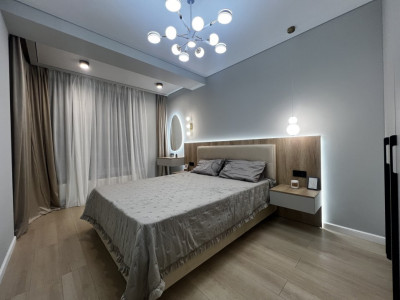 2xliving astercon dumbrava 