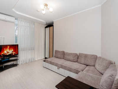 Vânzare apartament cu 1 cameră și living, bloc nou, Botanica, str. Costiujeni