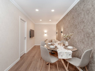 Vânzare apartament cu 2 camere și living, sect. Buiucani, str. Ion Pelivan. 