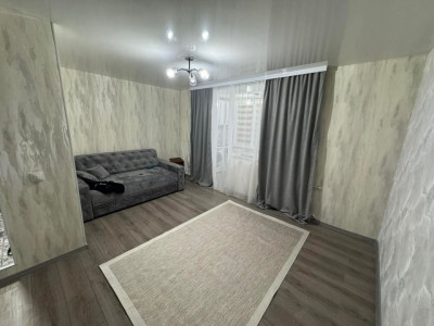 Garsoniera cu comodități proprii în apropiere de Jumbo.