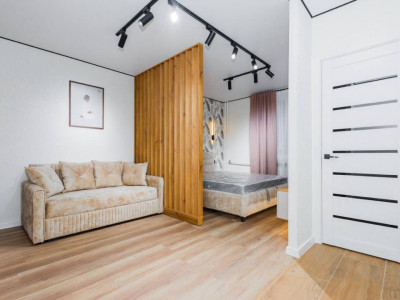 Vanzare apartament cu 1 cameră + living, Râșcani, str. Tudor Vladimirescu.