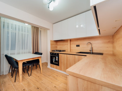 Продажа 3-комнатной квартиры, сектор Ботаника, ул. Четатя Албэ.