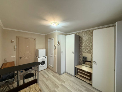 Garsonieră de vanzare în Buiucani vizavi de parcul Dendrariu.