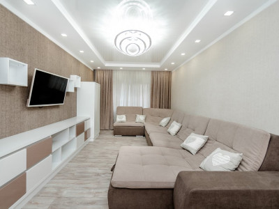 Ciocana, Mircea cel Bătrân 46, ReconsCivil, 3 camere+ living, reparație euro. 