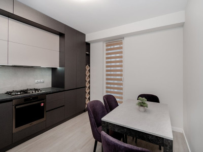 Apartament cu 1 cameră + living în complexul Toro Center!