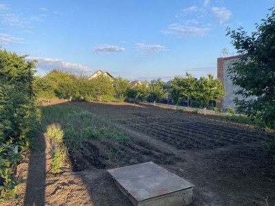 Участок для строительства – Пятра Албэ, ул. Морица, 8 соток