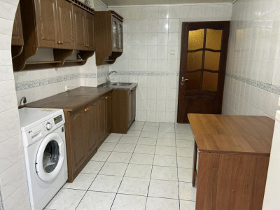 Apartament de vanzare cu 3 camere, Botanica, Pandurilor.
