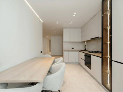 Vanzare apartament cu 2 camere + living, Buiucani, Ion Buzdugan, ExFactor.