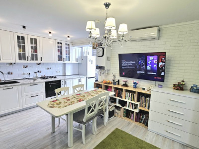 Apartament cu 2 camere și living, Poșta Veche, Studenților.