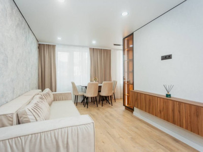 Apartament cu 2 camere și living, bloc de serie, Botanica, str. Pandurilor.