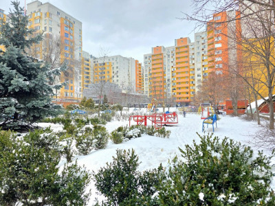 Apartament cu 3 camere + living în bloc nou, dat în exploatare, Botanica.