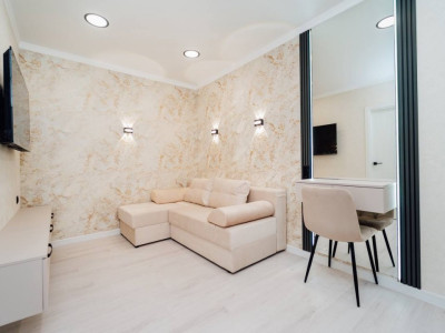 Apartament cu o cameră și living în sectorul Rascani