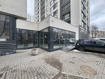 Spațiu comercial de închiriat – 382 mp – Rîșcani, Inamstro, Alecu Russo