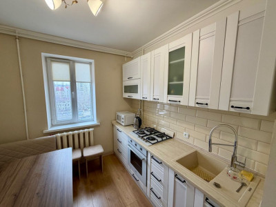 Apartament seria 143 in centrul Chisinaului, 5min de la Unic