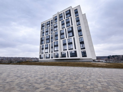 Продаётся 1-комнатная квартира в белом варианте отделки, Гидигич.