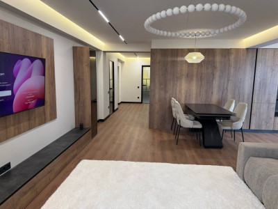 Penthouse cu 2 camere + living, Braus, Mircea cel Bătrân, Ciocana.