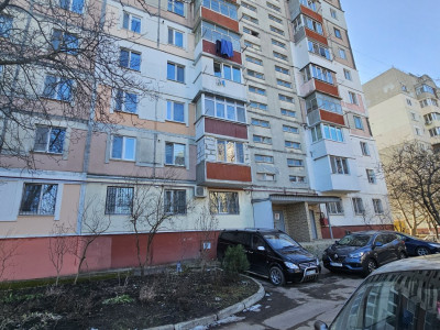 Apartament 3 camere de vanzare, Buiucani, bd. Alba Iulia