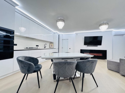 Inamstro, str. Ioana Radu, Buiucani, 2 camere + living, reparație euro.