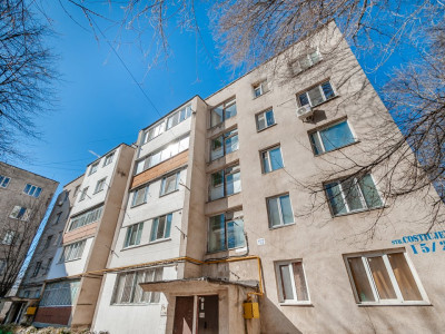 Vînzare apartament cu 2 camere separate – sect. Botanica, str. Costiujeni.