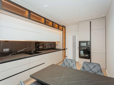 Apartament cu 2 camere + living în bloc nou, Ecovzor, Poșta Veche.