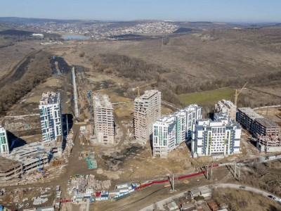 Vanzare apartament cu 2 camere şi living în complexul Lagmar Cluj.